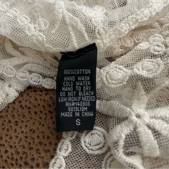 Knapp Studio Ivory Lace Kimono Cardigan Size S (but roomy) - Picture 12 of 13